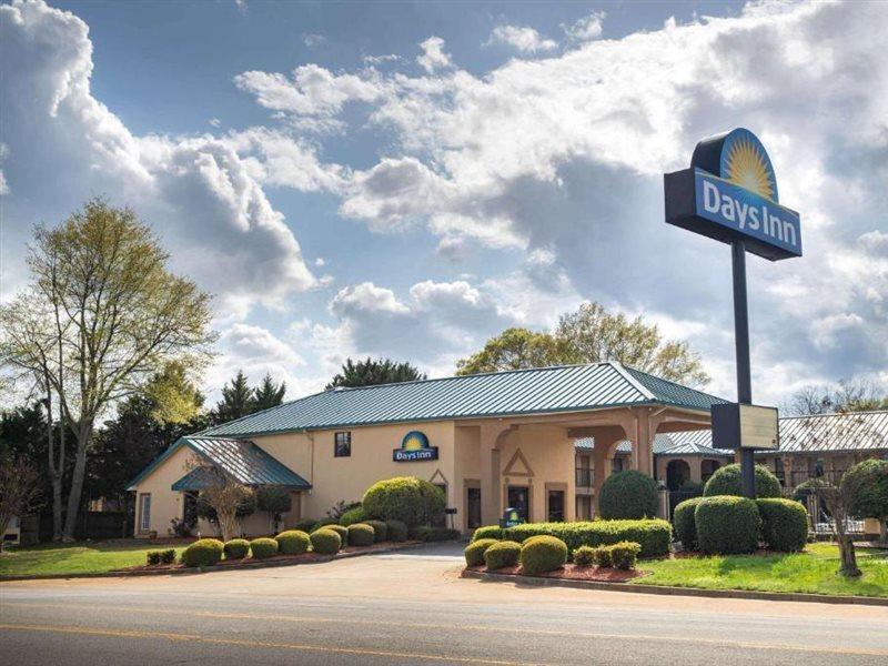 Days Inn By Wyndham Thomaston Kültér fotó