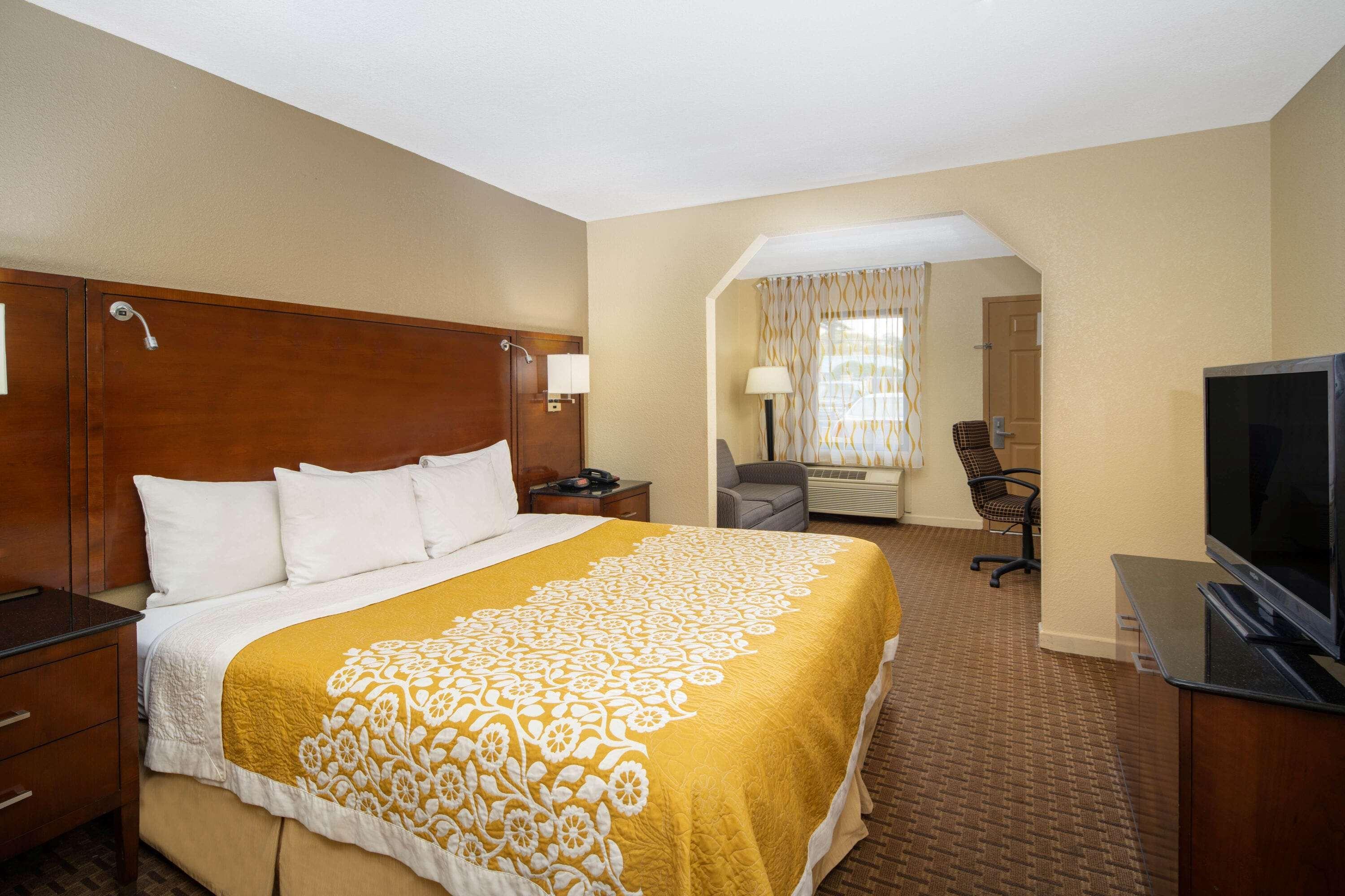 Days Inn By Wyndham Thomaston Kültér fotó