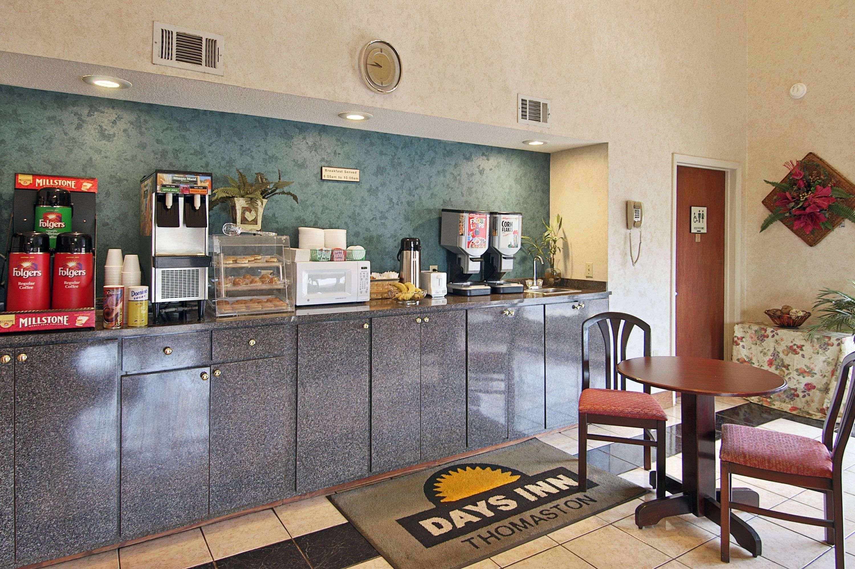Days Inn By Wyndham Thomaston Kültér fotó
