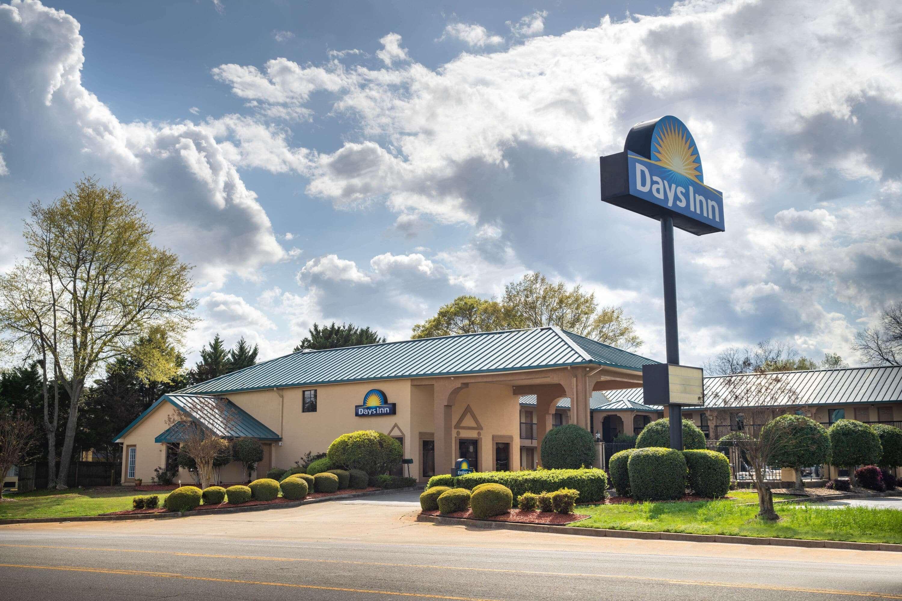 Days Inn By Wyndham Thomaston Kültér fotó